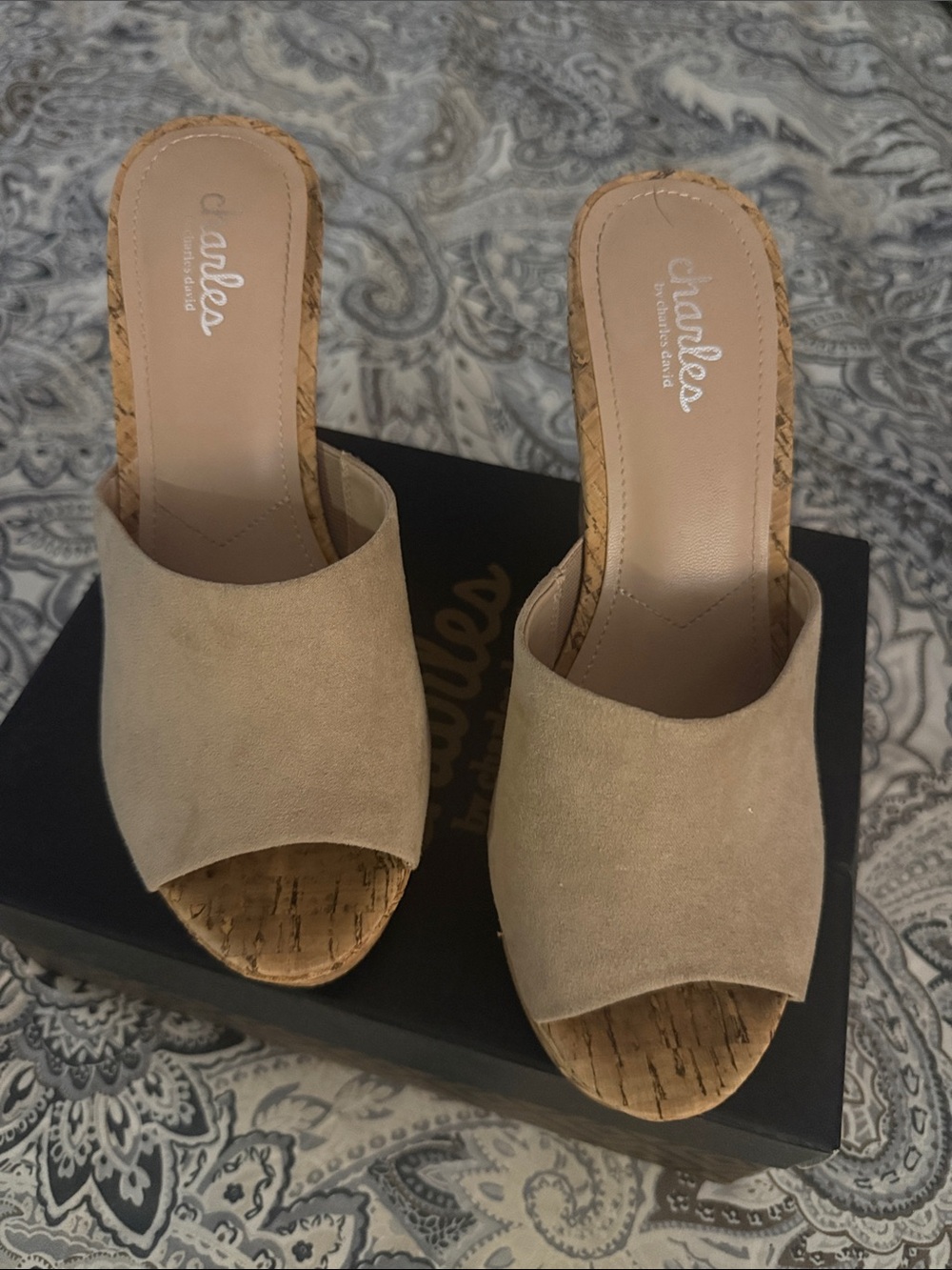 Charles David Beige Suede Open-Toe Slide Mules